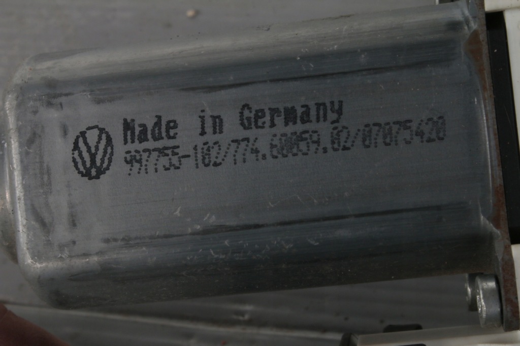 фото №7, Моторчик скло правий задня touran