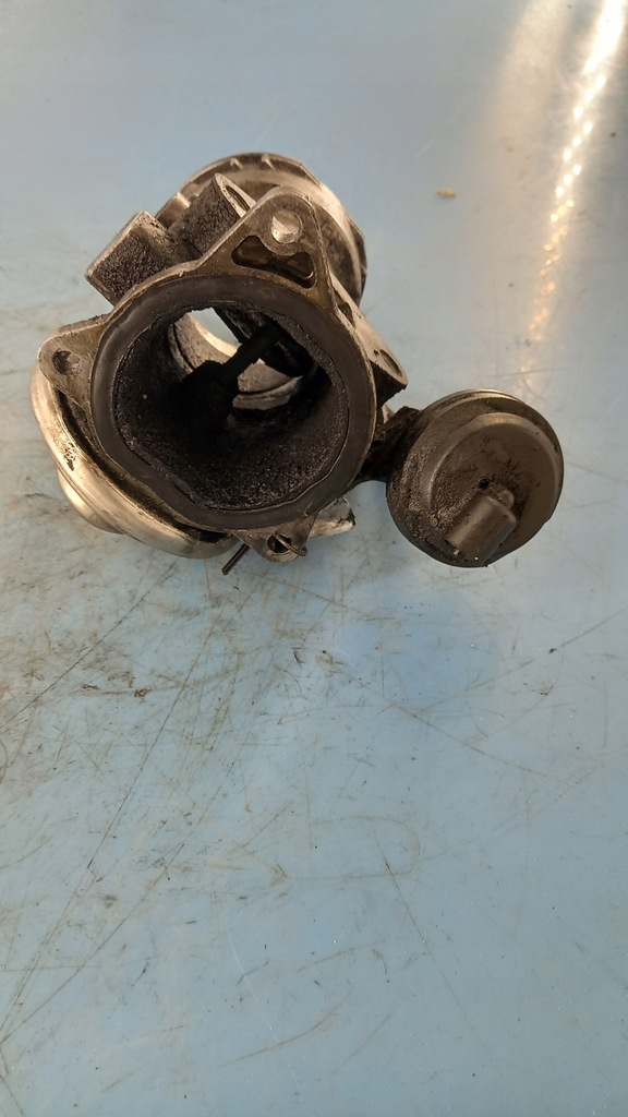 фото №4, Клапан egr audi a4 038131501aa