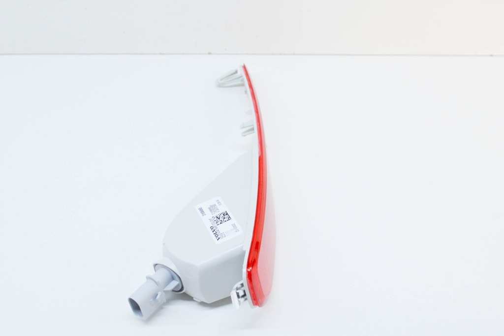 фото №5, Volvo xc40 відбивач бампера лівий задній новий оригінальний 31656865