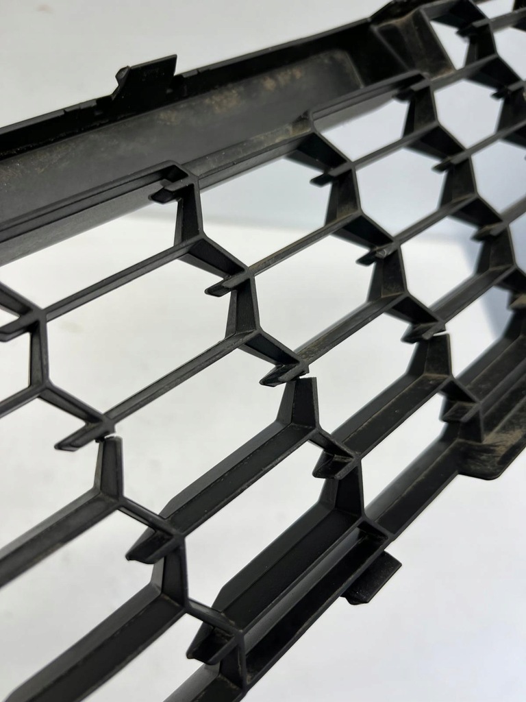 фото №10, Skoda fabia iv средняя решётка бампера перед передняя