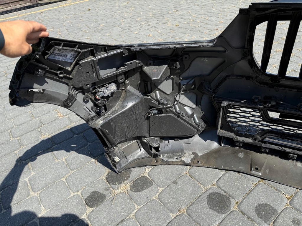 Bmw x1 u11 бампер перед передний m-pakiet комплектный  6x pdc Недорого