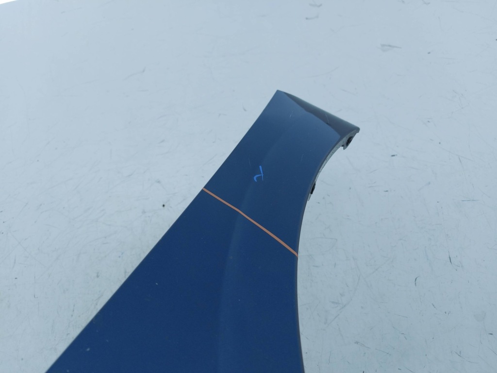 Seat cupra born 10e ліве крило передній перед в Україні