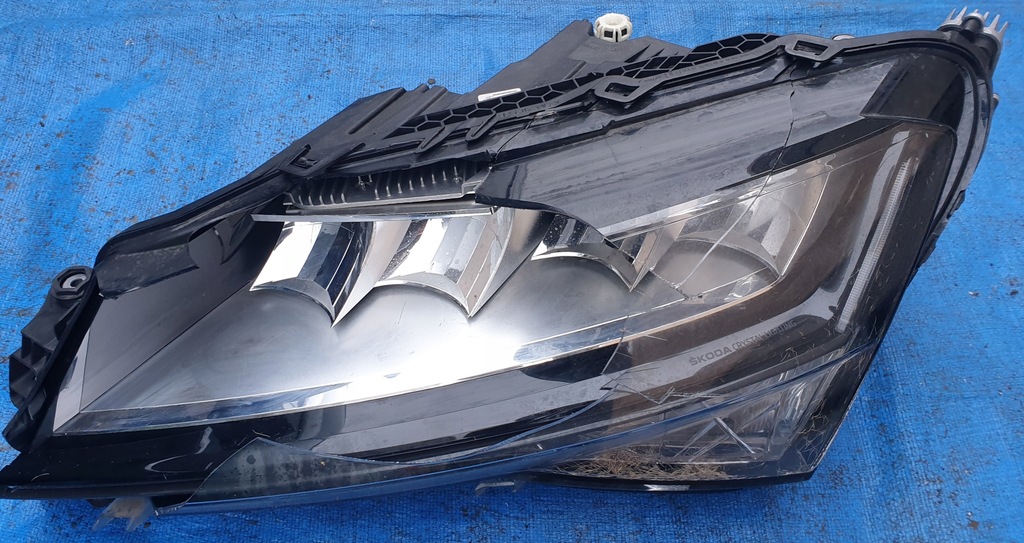 фото №1, Skoda superb 3 iii lift led лампа передняя левая