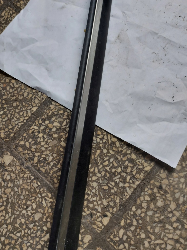 фото №2, Молдинг накладка поріг правий перед lancia thesis