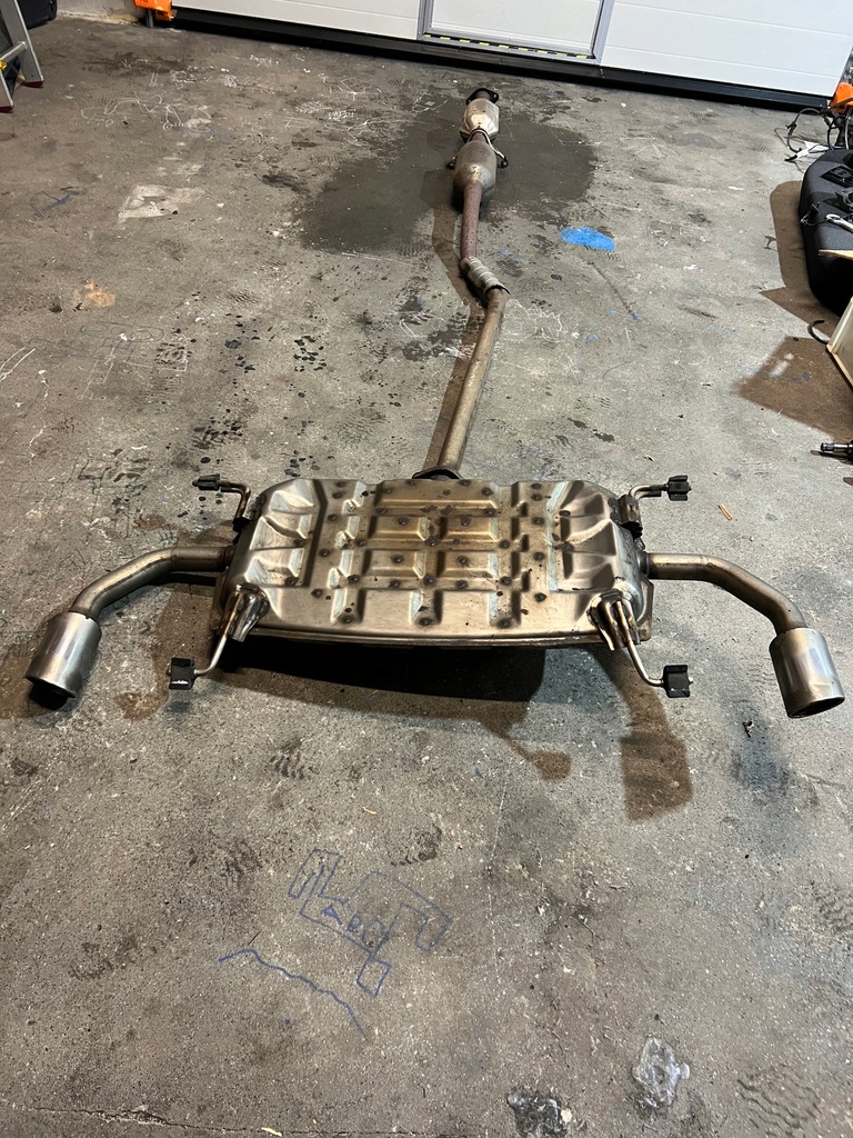 фото №1, Mazda 6 gl гаситель 2.0 бензин rok 2021