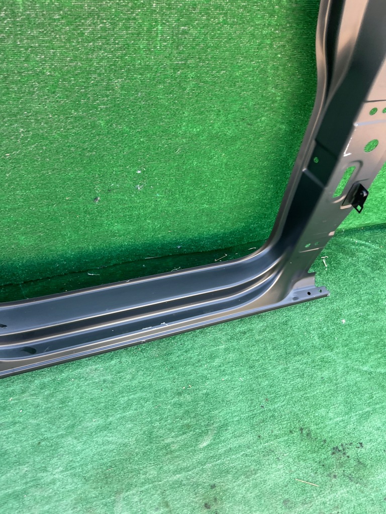 фото №14, Обшивка блок двигателя порог правый vw caddy iv 2k7 новый 2k4809606e