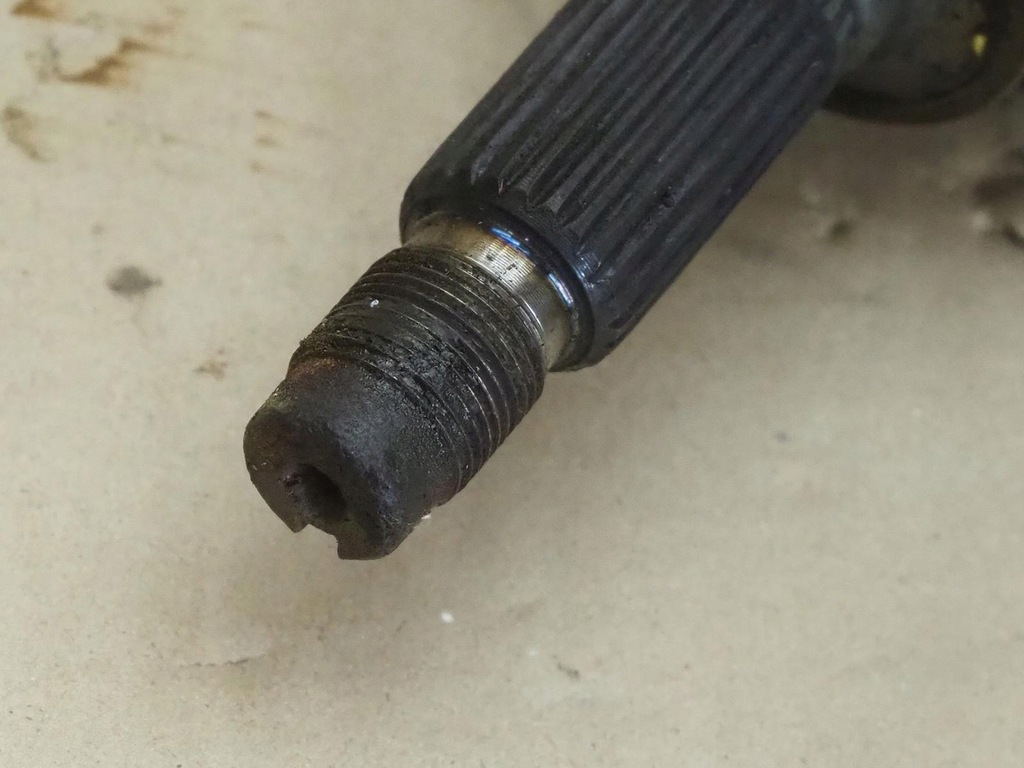 фото №8, Приводной вал левая mazda demio 1 2000r 1,3 1,5 abs автоматическая коробка передач