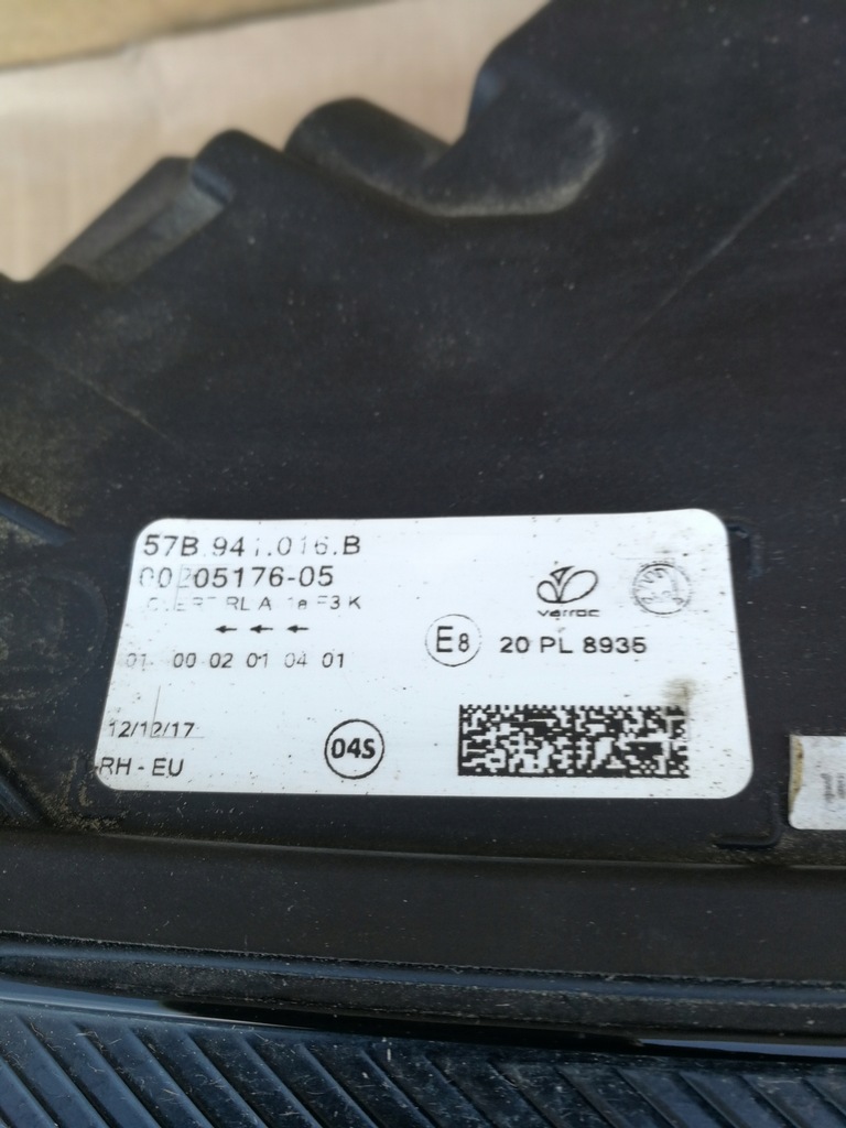 фото №12, Skoda karoq 16- лампа права перед full led 57b941016b