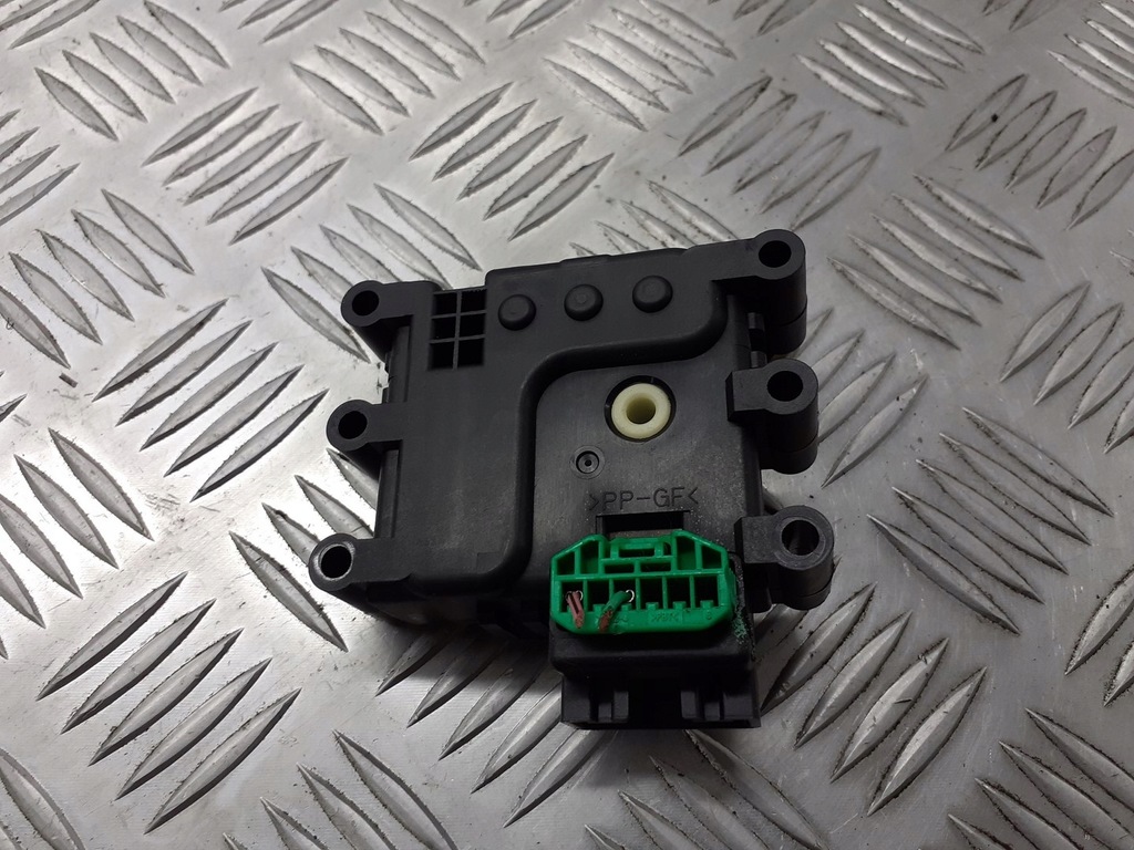 фото №1, Моторчик крышка отопителя mazda 6