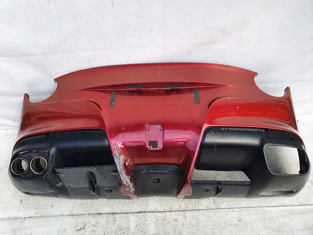 Купить Ferrari f12 berlinetta бампер задний  задний выхлоп