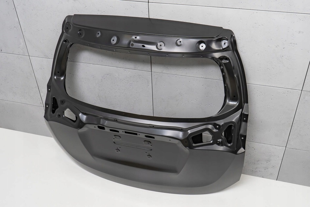 фото №10, Toyota rav4 iv xa40 2013-2015 przed faceliftingiem крышка багажника задняя 670050r100