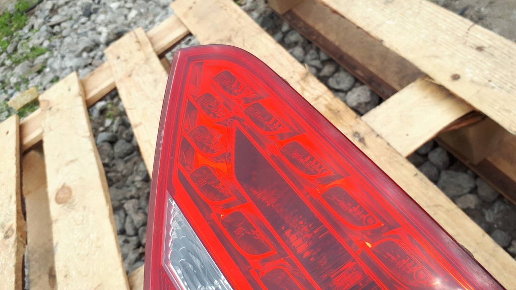 фото №11, A5 8t лампа led права задня w кришка 8t0945094a