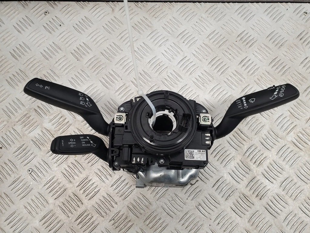 фото №10, Audi q3 8u 5k0953569al панели управление, переключатели