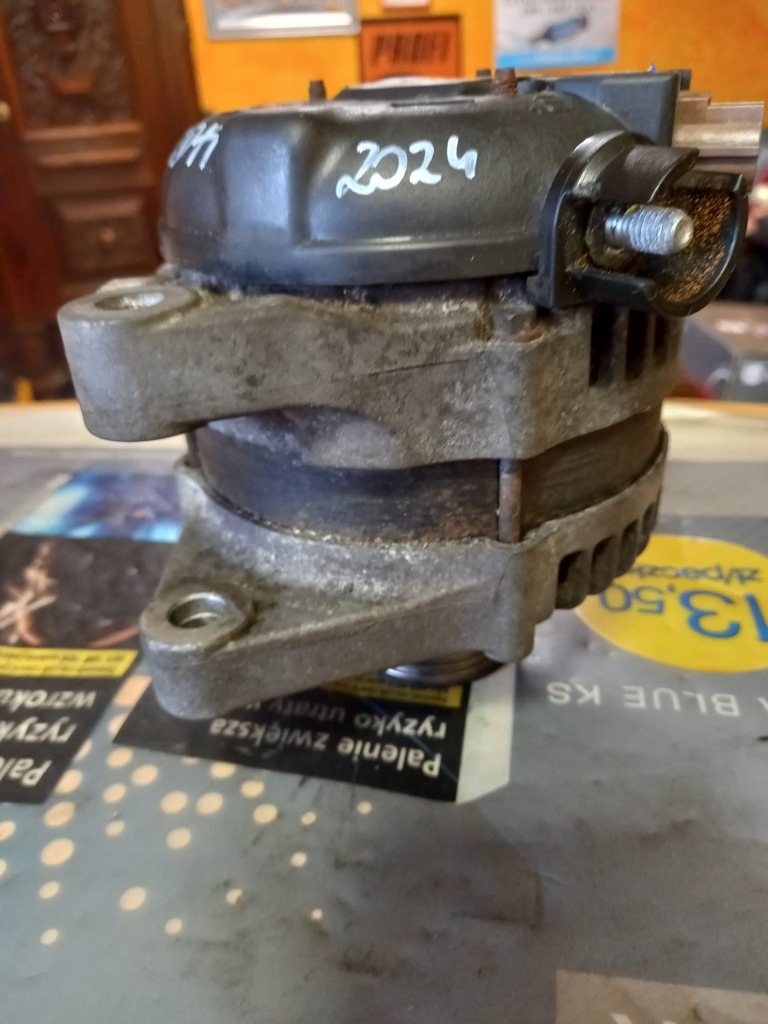 Генератор ford mazda 8el738211331 ca18341r с Разборки