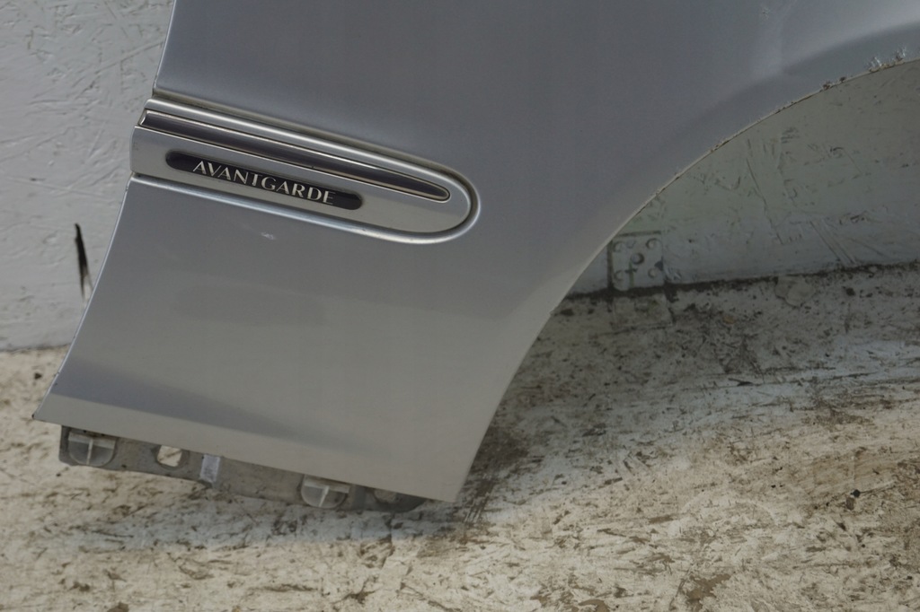 фото №7, Крыло правый перед mercedes c w203