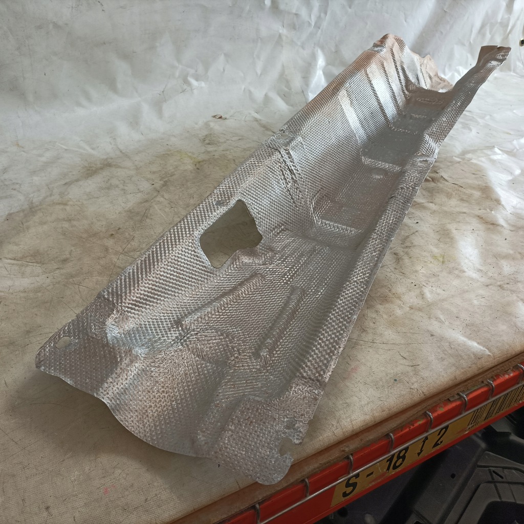 фото №10, Chevrolet cruze 16- защита тепловая выхлоп usa