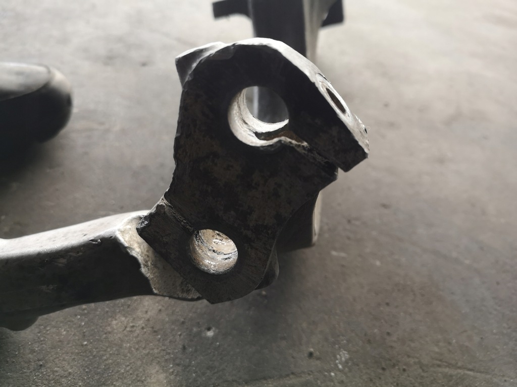 фото №6, Поворотний кулак лівий перед audi a8 d3 4e0257g