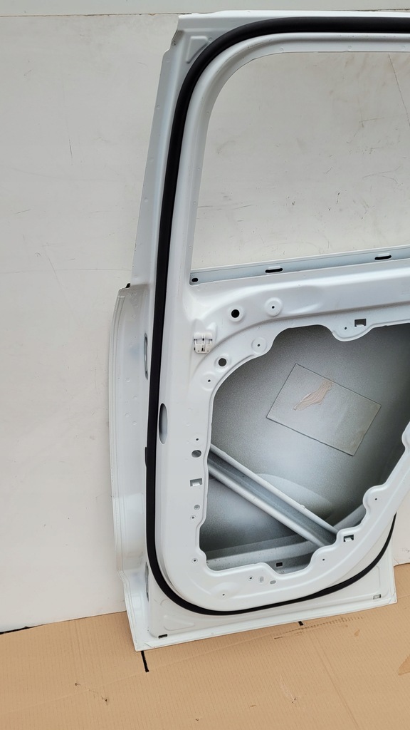 фото №11, Дверь задняя задние правое volvo xc40 2018