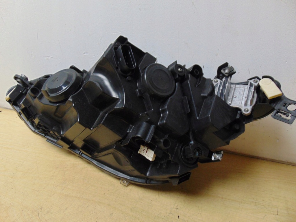 фото №12, Лампа правая перед vw golf viii 8 5h1941006c europa