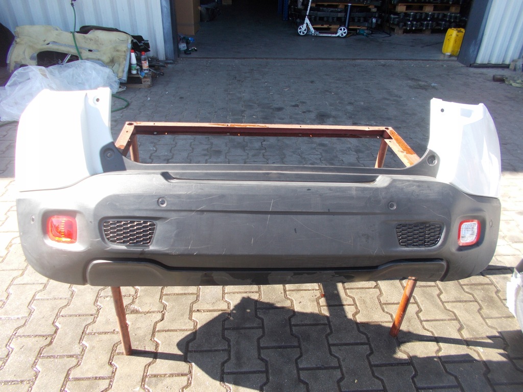 фото №1, Бампер задній jeep renegade 2016- парктронік