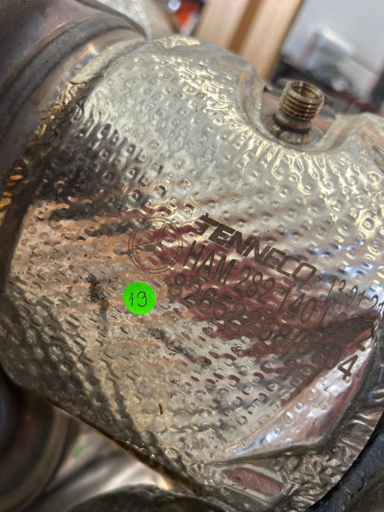 Катализатор mercedes 82652268 Оригинал