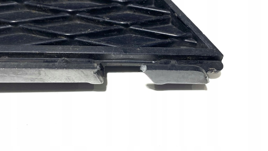 фото №9, Решётка бампера bmw e90 e91 lift 7138418 правая