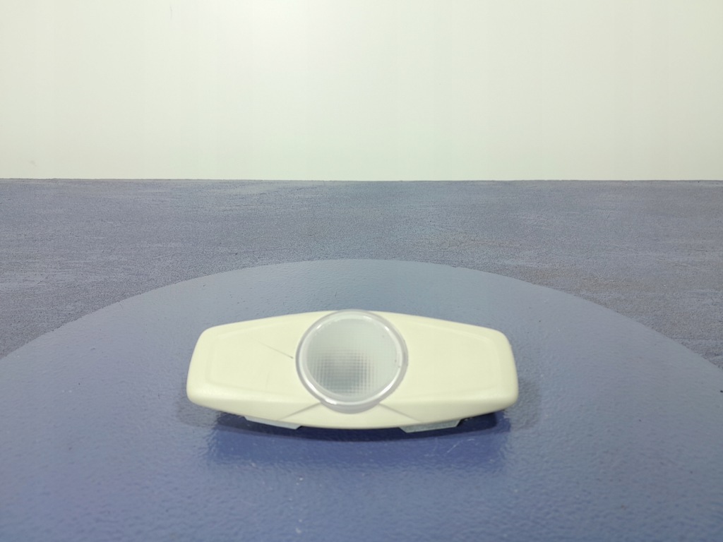 фото №1, Ford focus mk3 лампа потолочный освещение салона задняя bm51-13776-fe