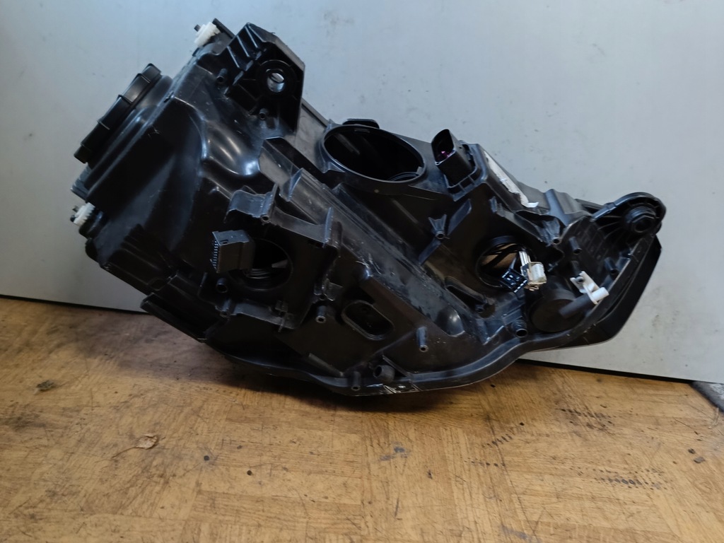 фото №9, Лампа левый перед левая передняя ксенон led audi a3 8v 8v0941005ad