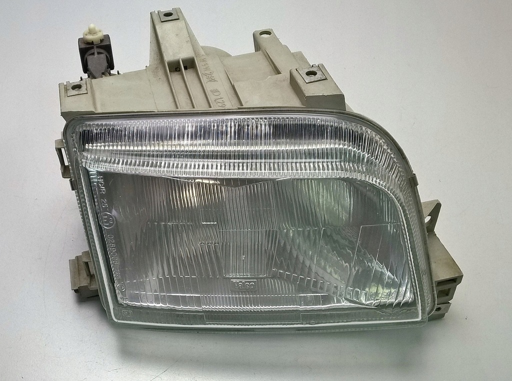 фото №1, Renault clio 1990-1996 лампа права перед oryg euro