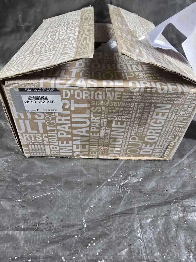 Renault clio v радіо планшет 280915234r Недорого