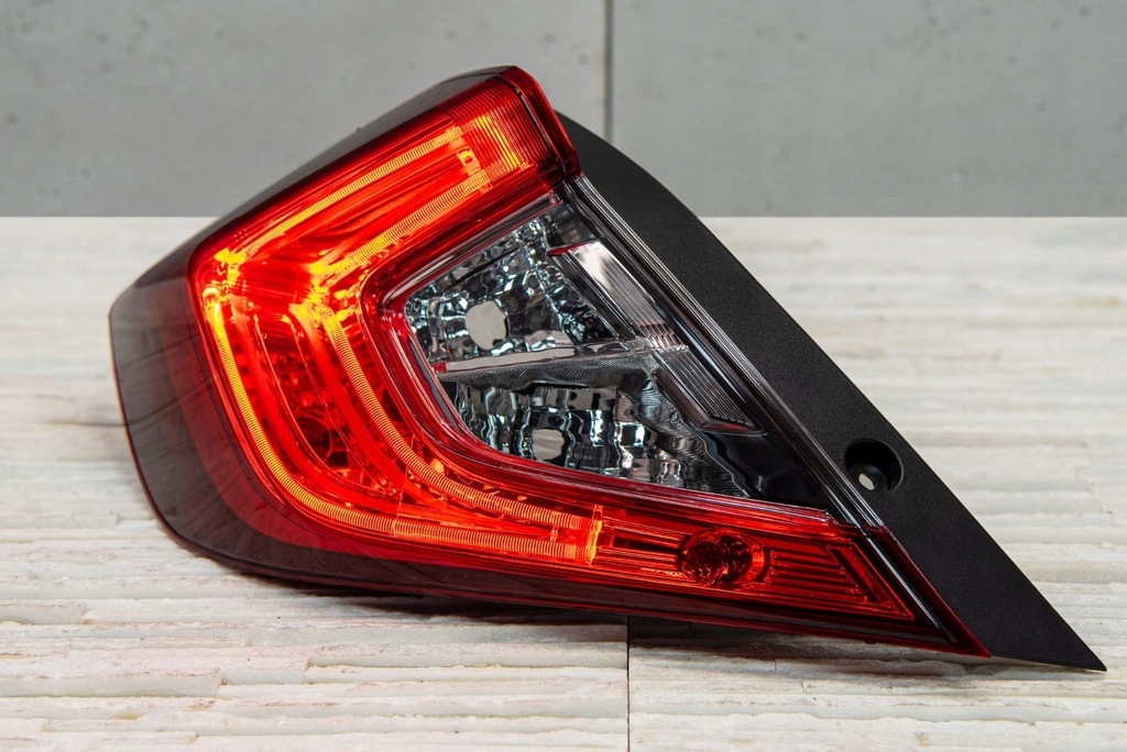 фото №7, Honda civic x 2016-2019 sedan кузовная лампа задняя led левая 33550texy01