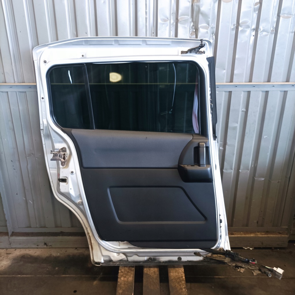 фото №9, Mazda 5 lift дверь левая задняя задние