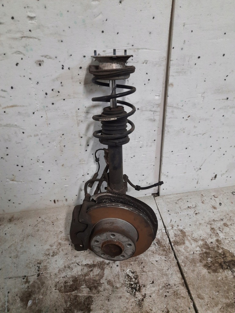 фото №1, Поворотный кулак амортизатор правая правый bmw 1 e87