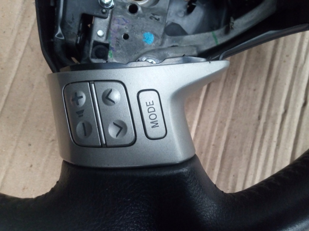 фото №6, Toyota corolla e15 07-09 воздуховод кожа б/у