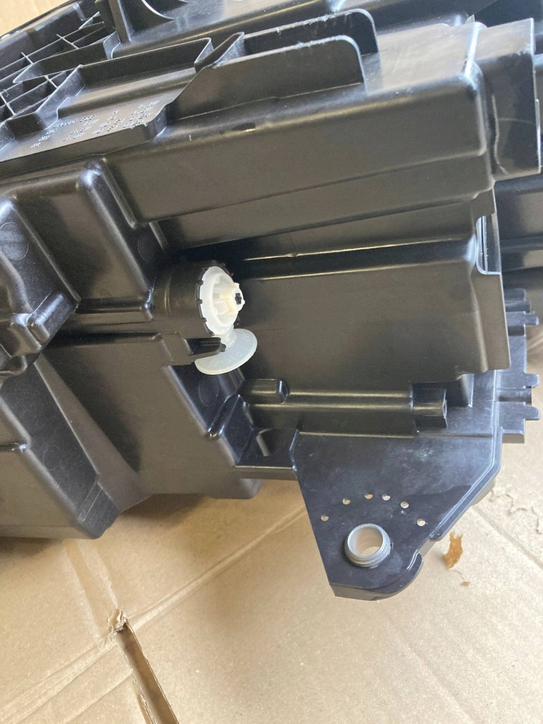 Bmw x1 u11 2022 лампа передняя 1ex2867 full led orygi. Доставка