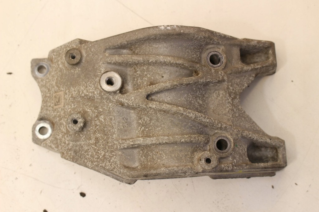 фото №5, Опора полуось 6512200131 mercedes w176 1.8 cdi