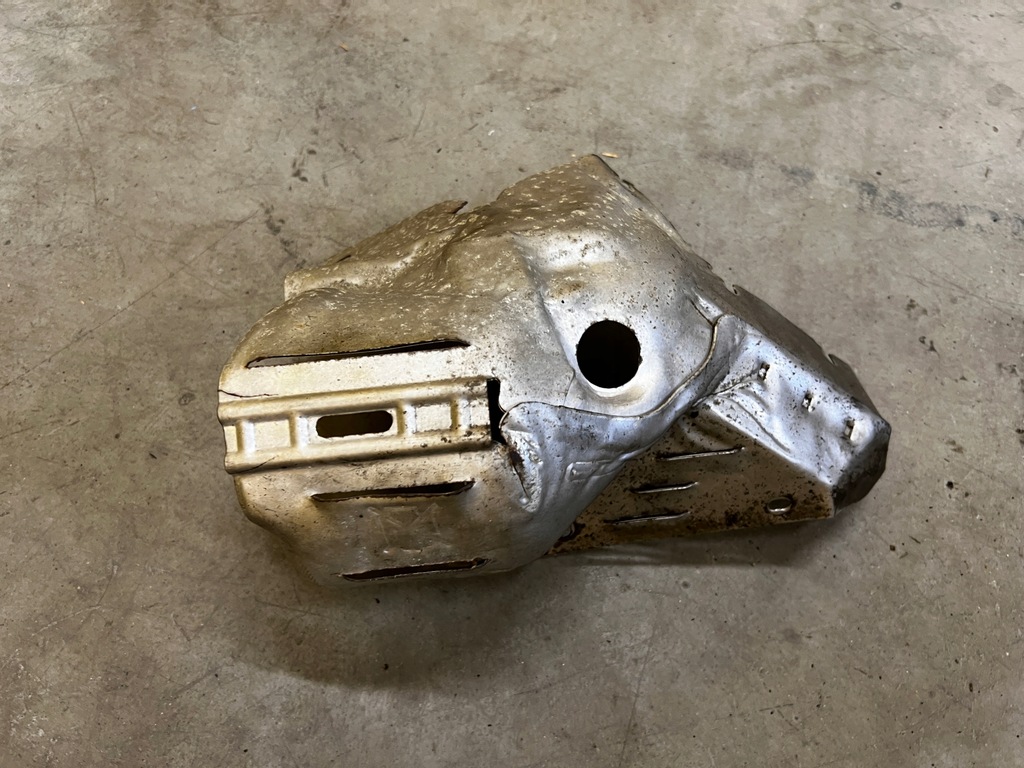 фото №1, Лист защита тепловая турбины citroen peugeot 1.6 thp