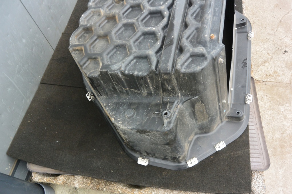 Піддон багажник багажник перед tesla model s 12-16 Київ