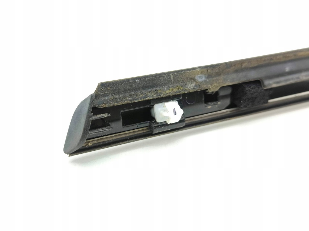 фото №7, Hyundai i30 2023 молдинг стекло задний