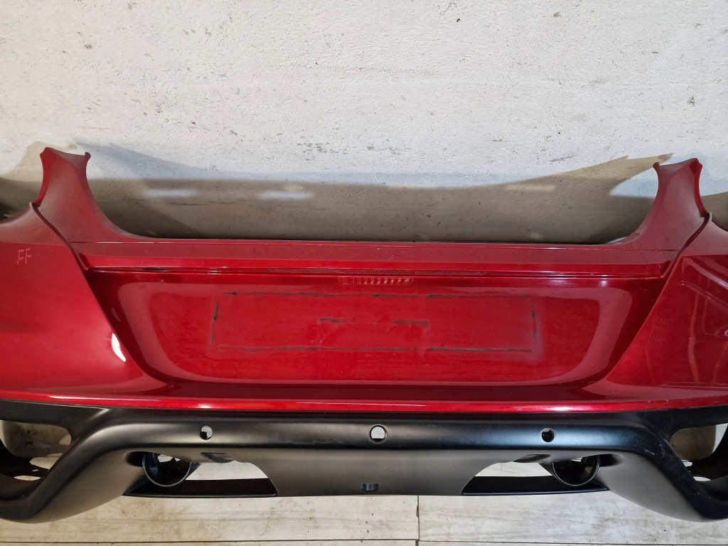 Ferrari ff 11-16r бампер задний  задний хороший с Разборки