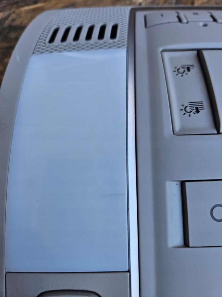 фото №5, Audi q7 4l лампа освітлення кабіни 4l0947135r