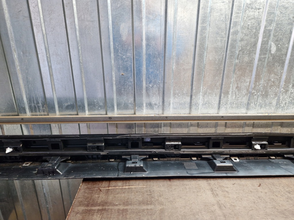 фото №9, Молдинг поріг права vw passat b8 alltrack