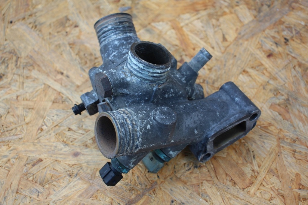 фото №6, Корпус термостата комплектна bmw двигун m20 1265055 оригінальна