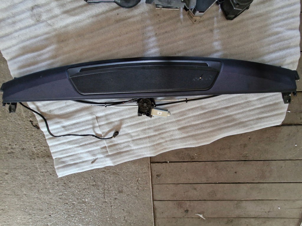 фото №1, Шторка электрическая mercedes w212 a2128101620