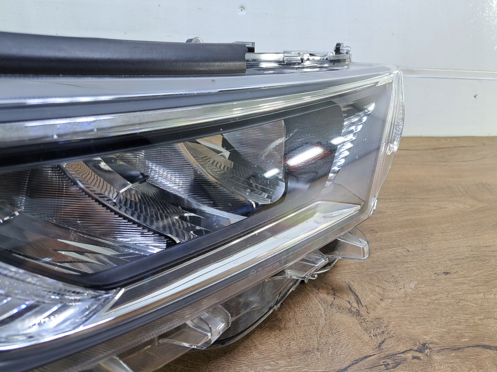 фото №7, Toyota rav4 iv v 19- лампа передня права w4043