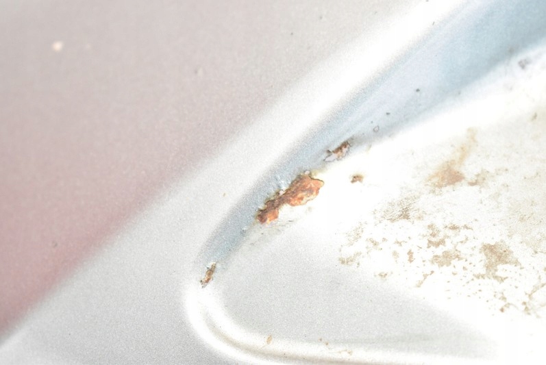 фото №8, Капот крышка двигателя miętowa mazda 3 1 i bk 03-06