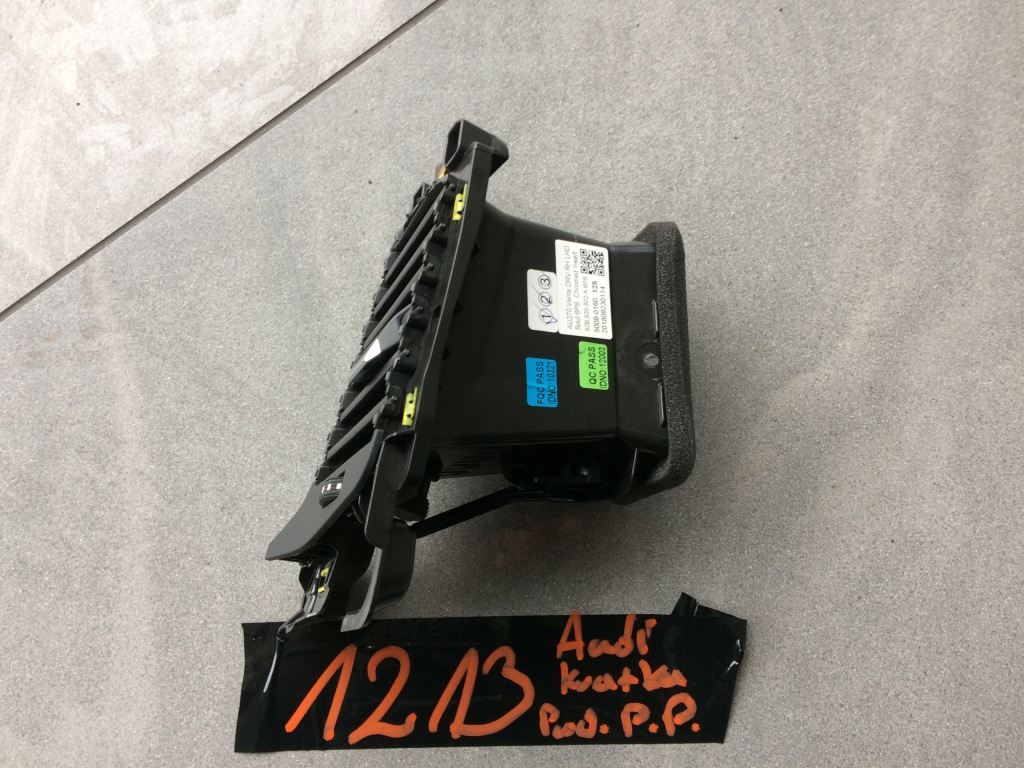 фото №9, Audi a1 ii 82a решітка обдув 82b820902a - 901a