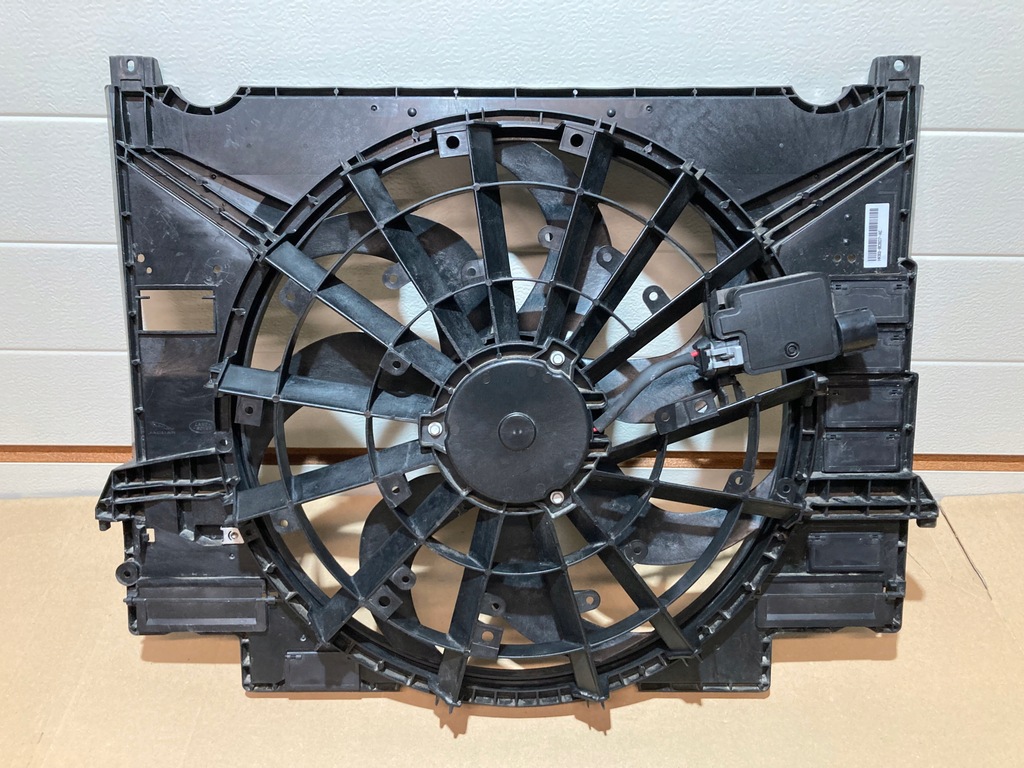 фото №1, Вентилятор радиатор jaguar f-pace