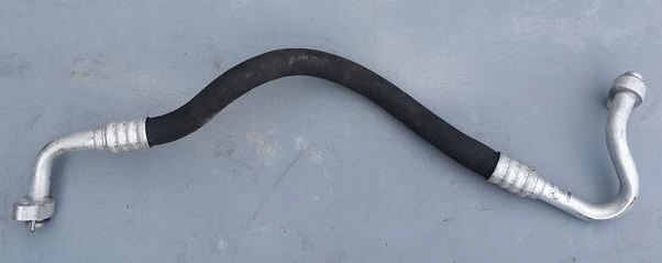 фото №1, Шланг кондиционера mercedes c w206 2068304900