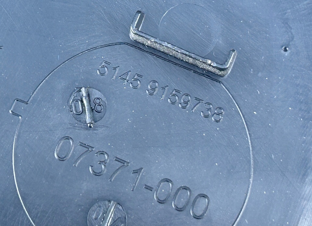 фото №7, Заглушка правая левая панели консоли bmw 7 f01